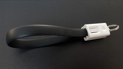 Avaimenperä MicroUSB -kaapeli